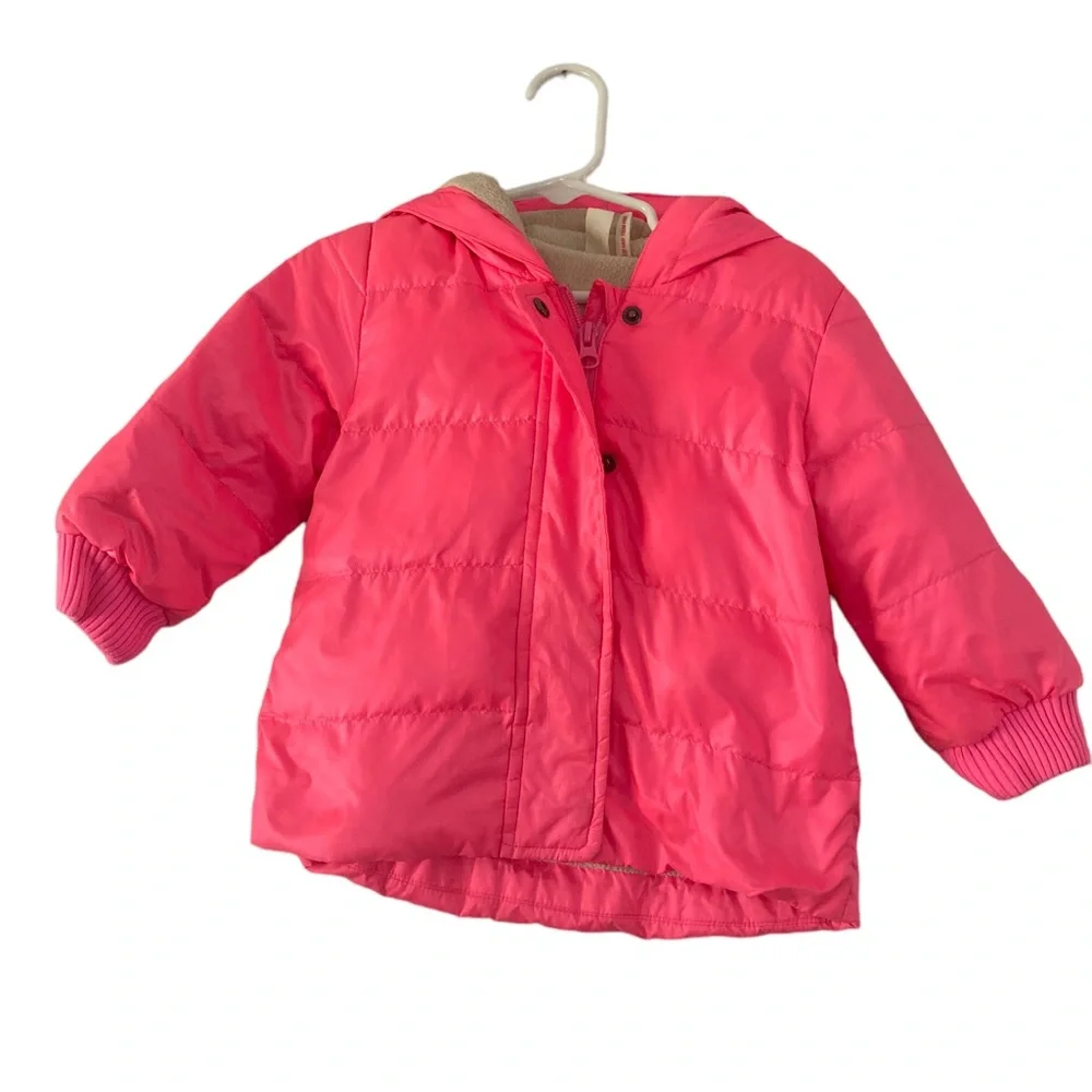 J Crew‎ Baby Coat Hot Pink Size 12-18 months (Few stains shown in pictures)